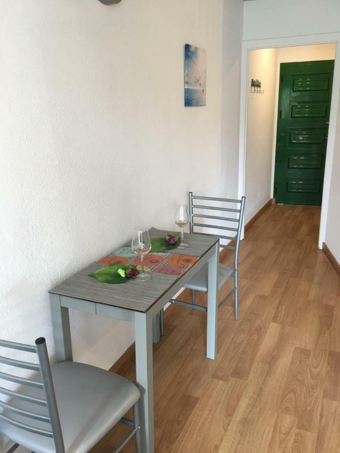 Small House Of The Sea Apartment Маспаломас Екстериор снимка